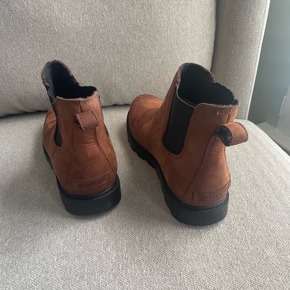 Sorel Ainsley Chelsea Boot - Picture 3 of 6